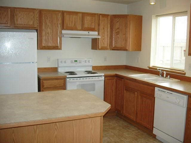 1st image of 416 N Arbutus Ave