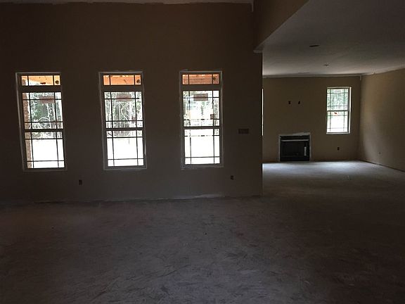 3rd image of 2026 Melrose Pl