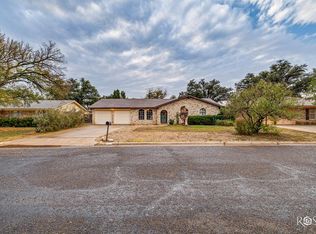 3833 High Meadow Dr, San Angelo, TX 76904