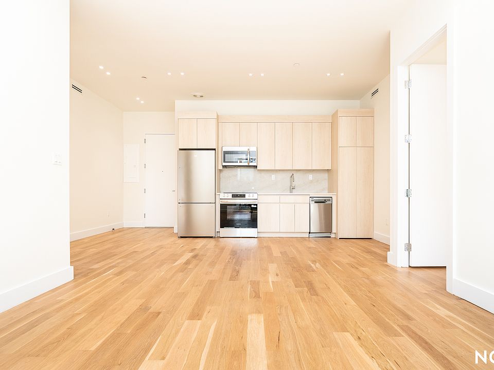1st image of 85 S 6th St #402