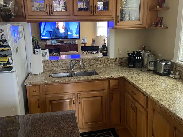 900 Ferdinand Ave, Forest Park, IL 60130