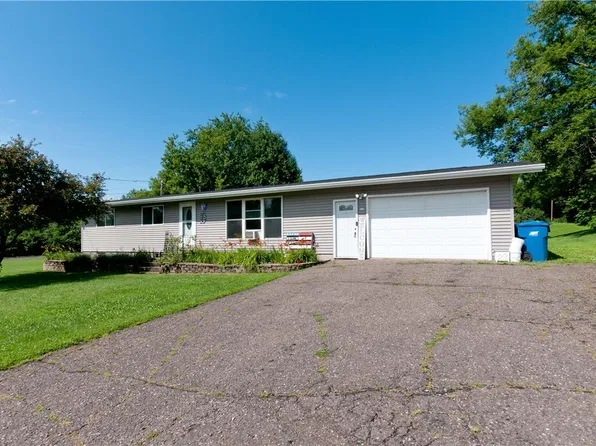 704 S Wisconsin Avenue, Rice Lake, WI 54868
