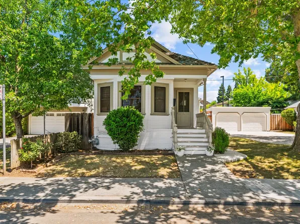 851 38th St, Sacramento, CA 95816