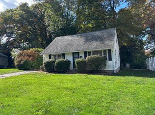 5 Dell Ct, Wallingford, CT 06492