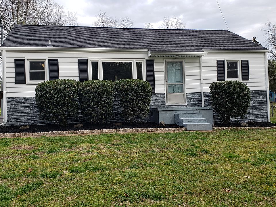 1st image of 1206 Sewanee Dr
