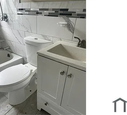 27 Southmere Rd — Photo 3