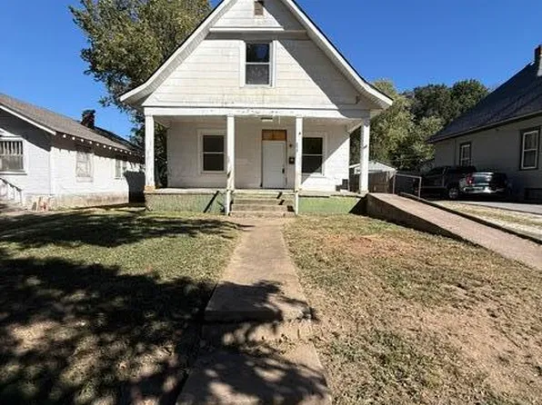 2038 N Franklin Avenue, Springfield, MO 65803
