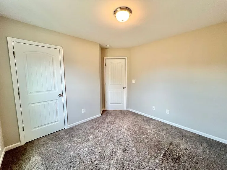 74 Griffith Pl — Photo 20