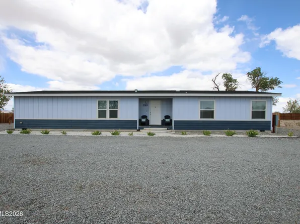 210 Chateau Way, Yerington, NV 89447