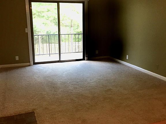 3rd image of 420 Walton Ln #78
