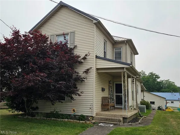55 S Pembroke Ave, Zanesville, OH 43701