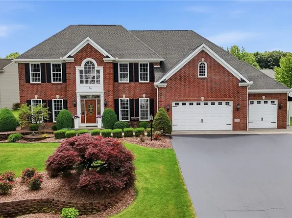 29 Dickinson Xing, Fairport, NY 14450