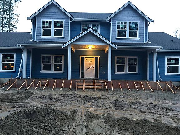 2nd image of 659 Riverview Dr W
