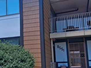 8551 N Servite Dr Unit 215, Milwaukee, WI 53223