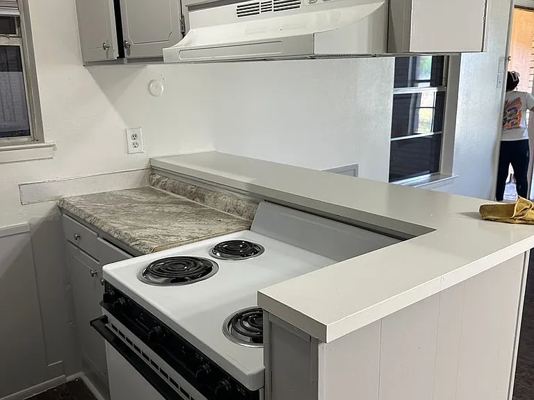 400 Johnson Dr — Photo 26
