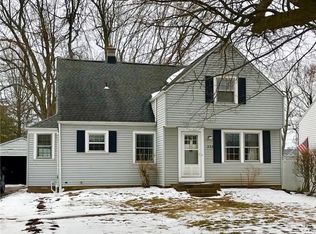 222 N Union Rd, Williamsville, NY 14221