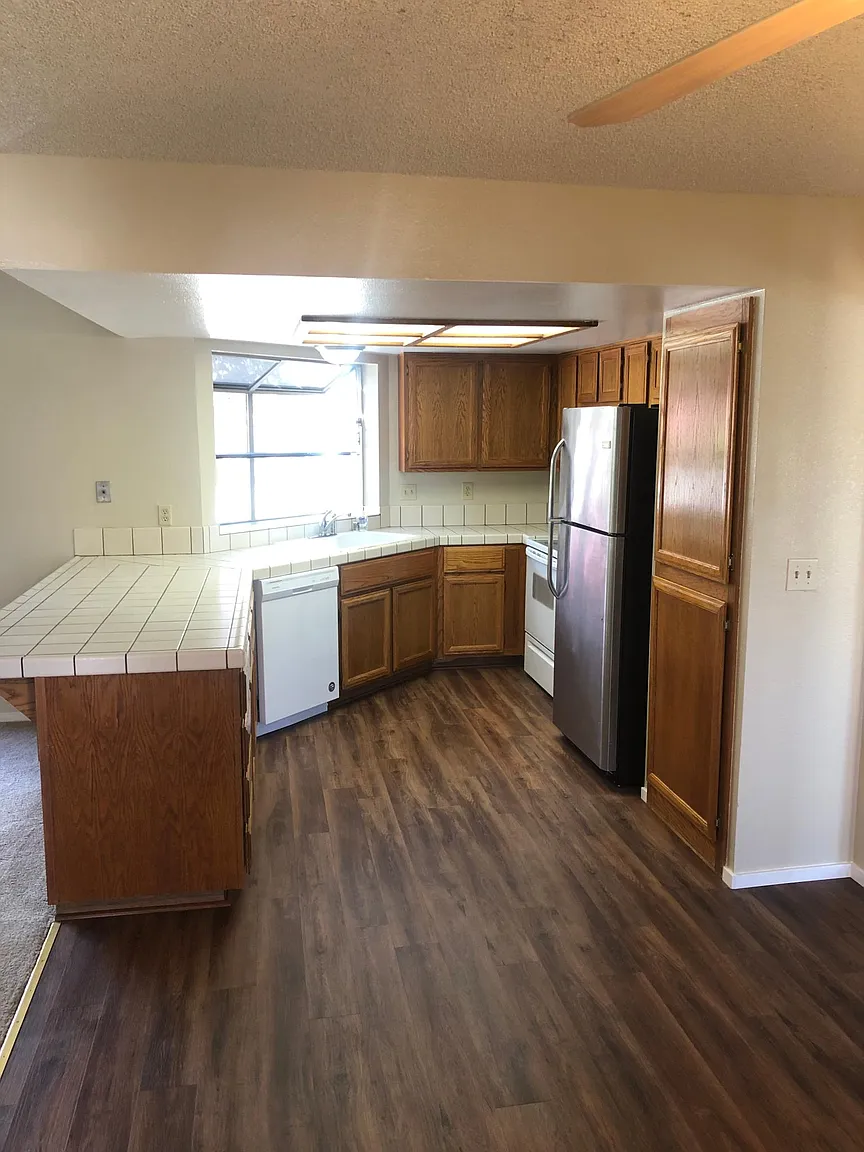 5215 Crystal Vista Ln photo 1