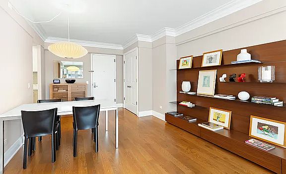 3rd image of 211 E 51st St APT 4E