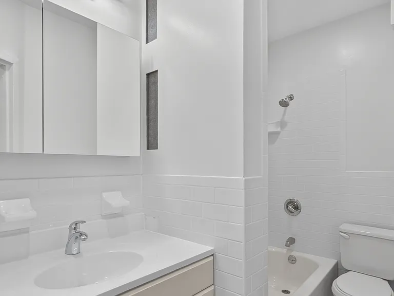 483 Amsterdam Ave #1 — Photo 14