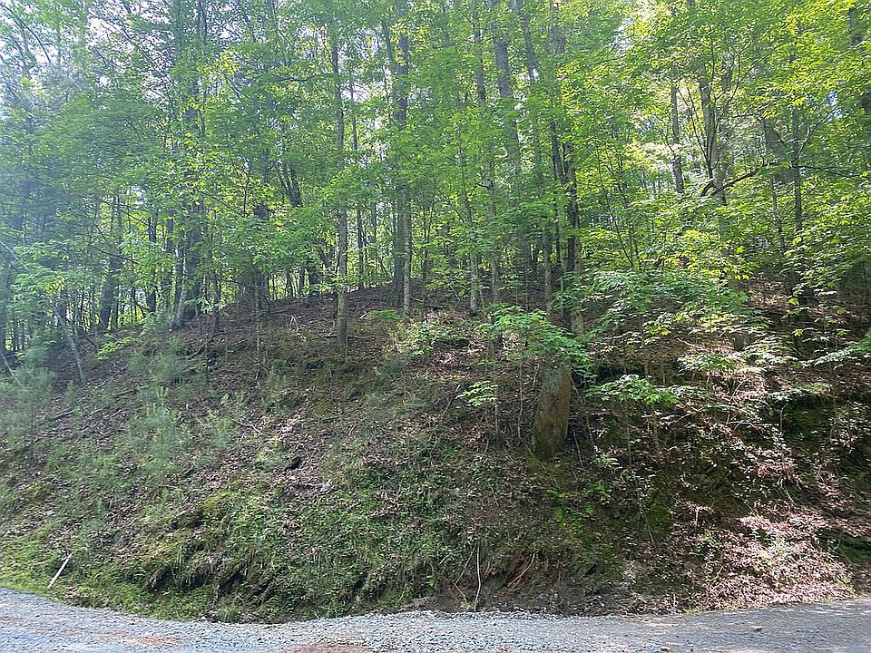 1st image of Newton Ln #2961