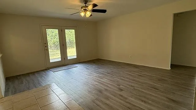 4 bed, 2.0 bath, 1744 sqft, $1,950 — Photo 3