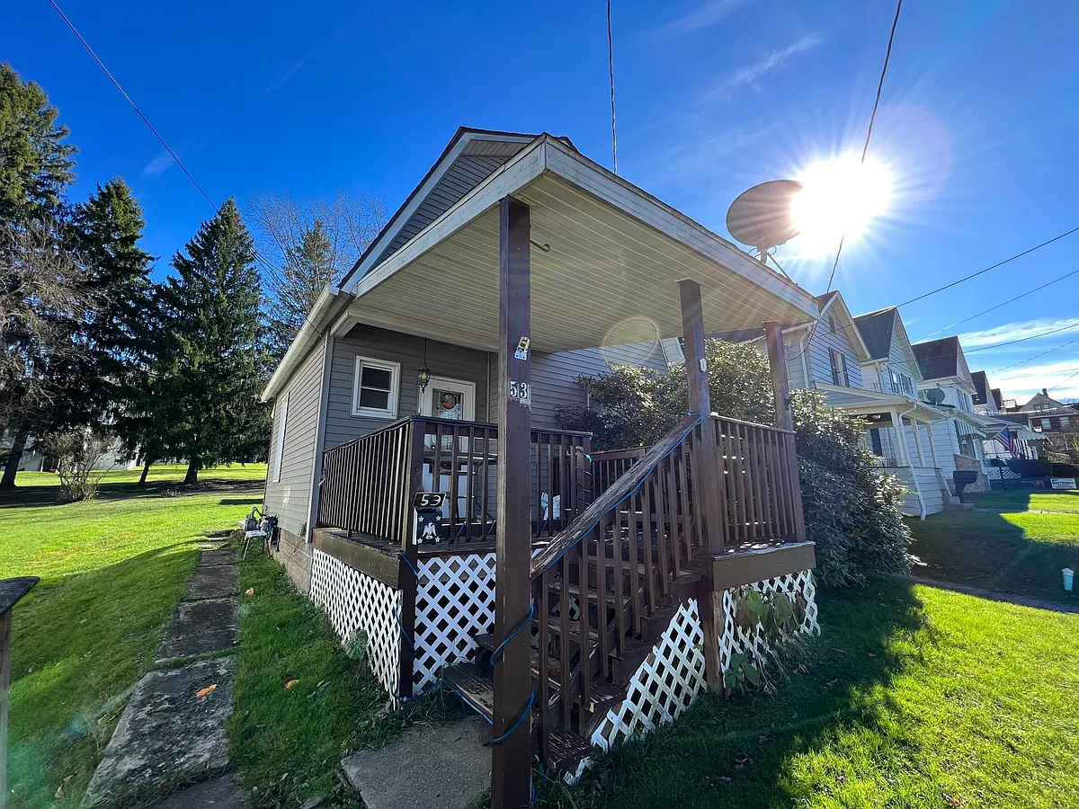 Building Photo - 53 Venango St