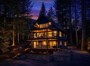 8353 Rainbow Dr, Whistler, BC V8E 0G1