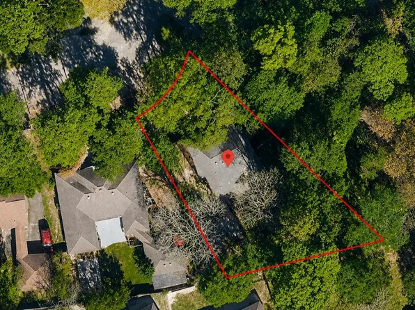 2058 Parkdale Dr Cover view