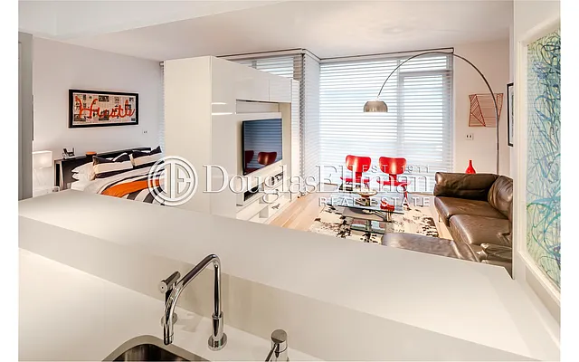 Sold by Douglas Elliman | media 17