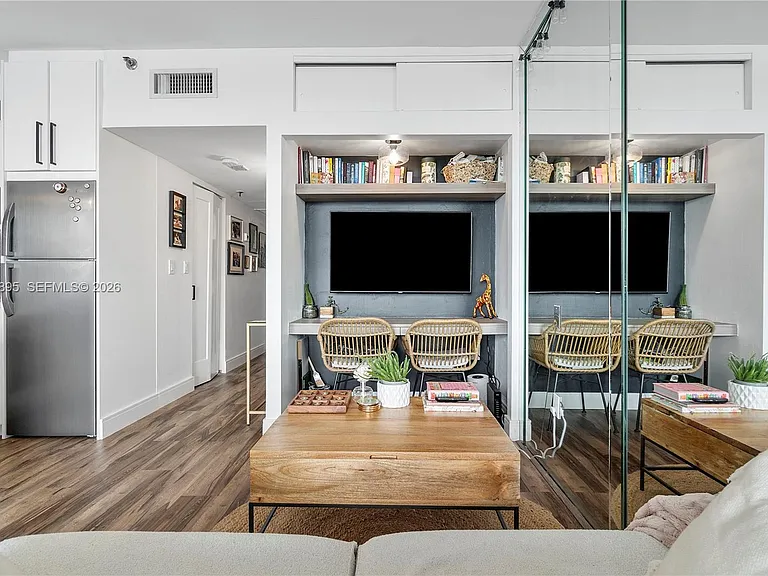 555 NE 15th St #518 — Photo 9
