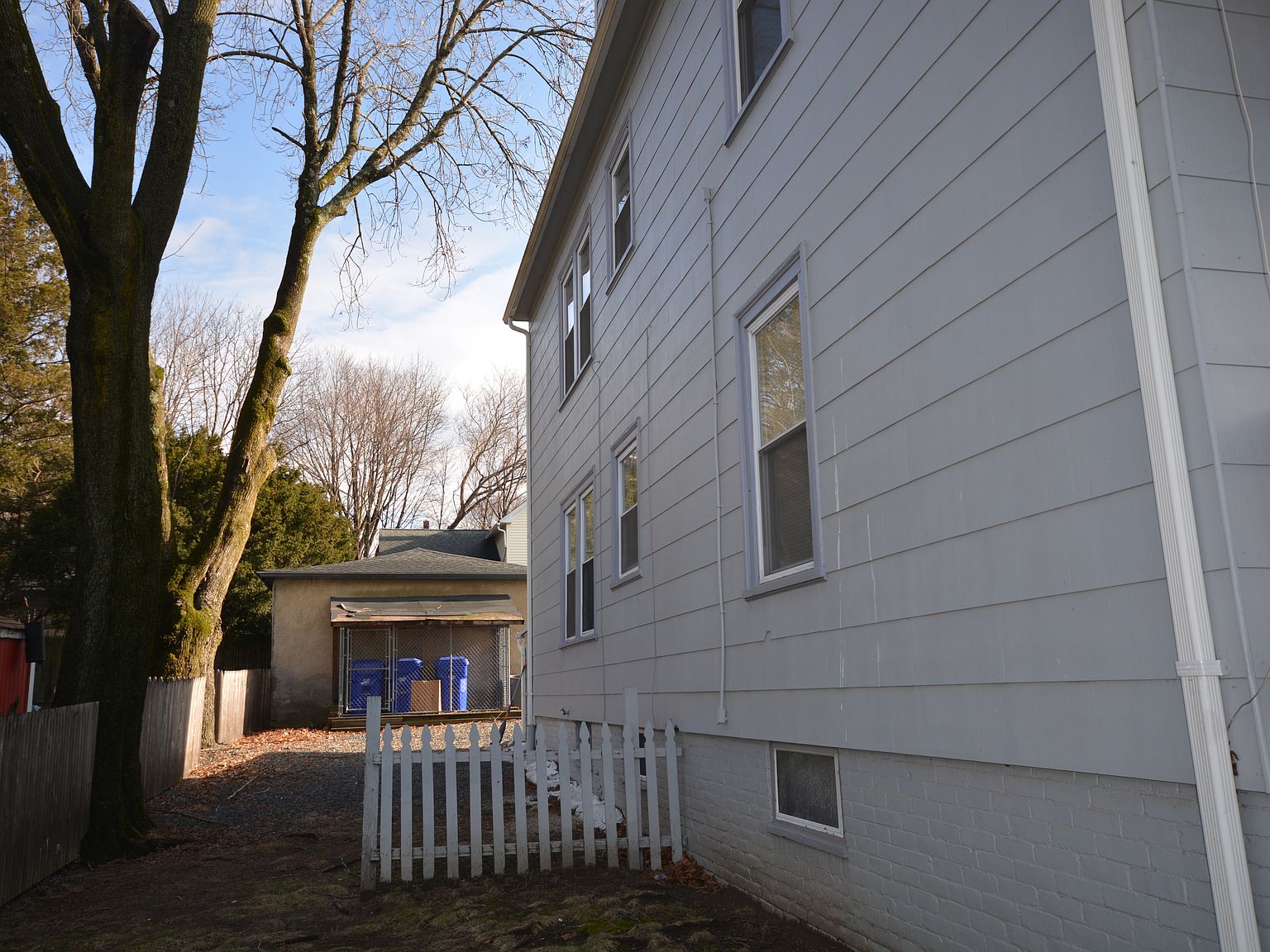 189 Roger Williams Ave, Rumford, RI 02916 Zillow