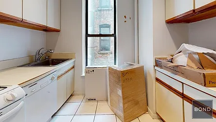 Rented by Bond New York