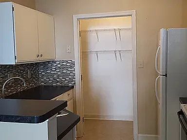 730 Windbrook Cir — Photo 3