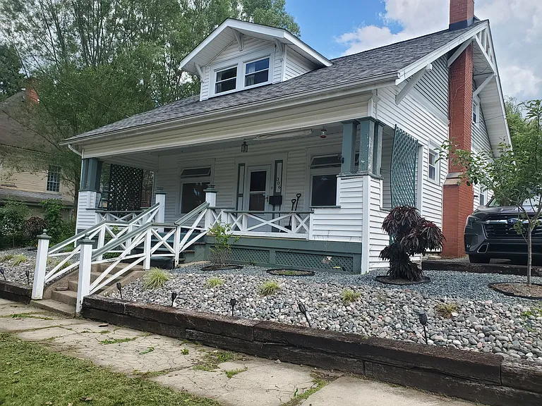 306 Stewart Ave — Photo 1