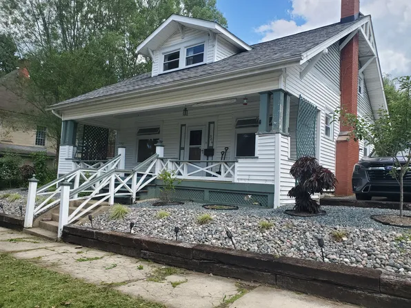 306 Stewart Ave, Grove City, PA 16127