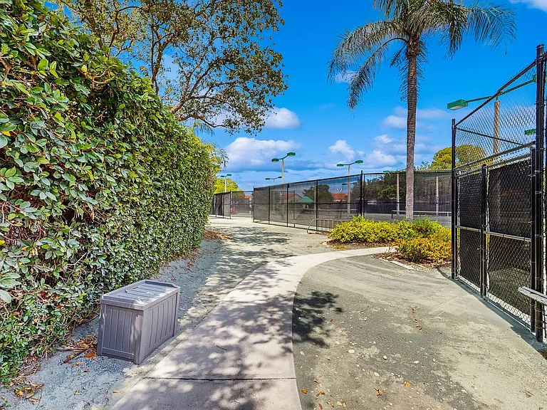 655 Windsurf Ln #ID1546357P — Photo 22