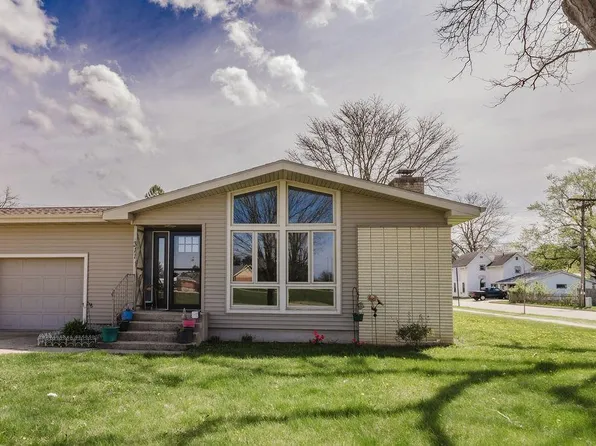 311 North Westmor Street, Spring Green, WI 53588