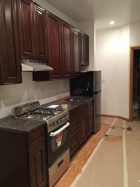 1st image of 263 E 10th St APT 12