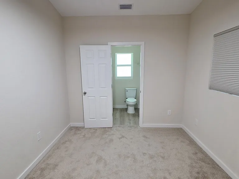 5325 Desoto Pl #B — Photo 6