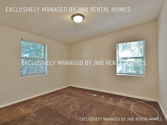 3rd image of 4505 W Castlewood Dr