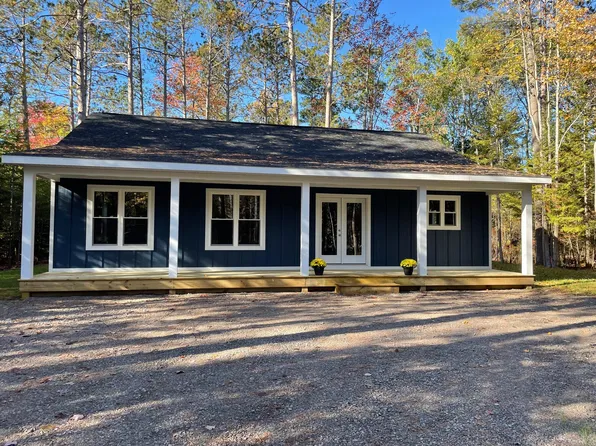 6480 Kauffman Rd, Presque Isle, MI 49777