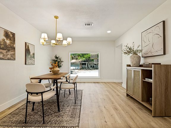 4th image of 4462 Preston Cir