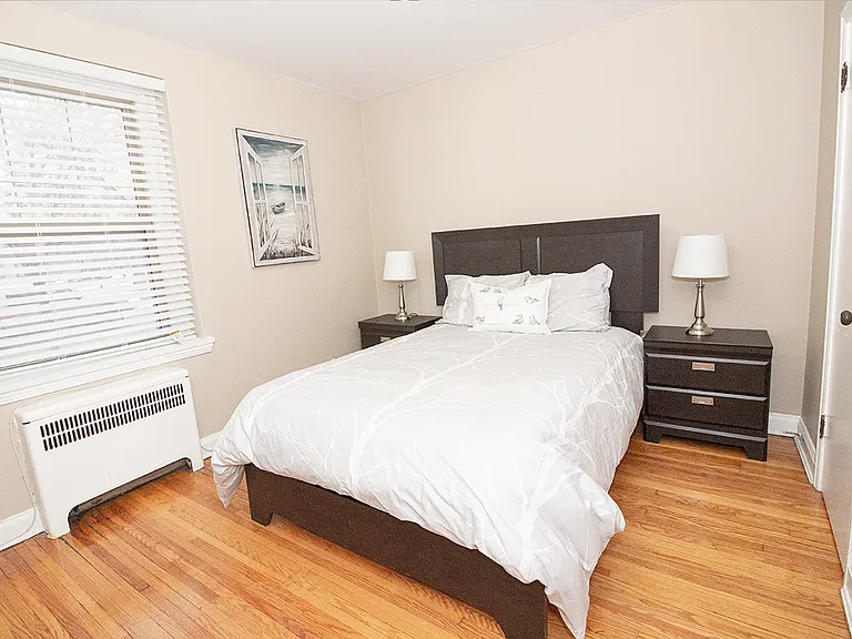 250 Broadway Ave #2 — Photo 7