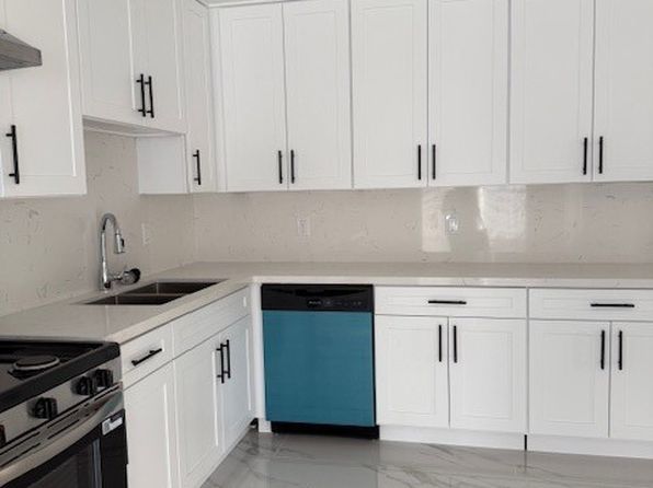 16682 Goldenwest St APT 3