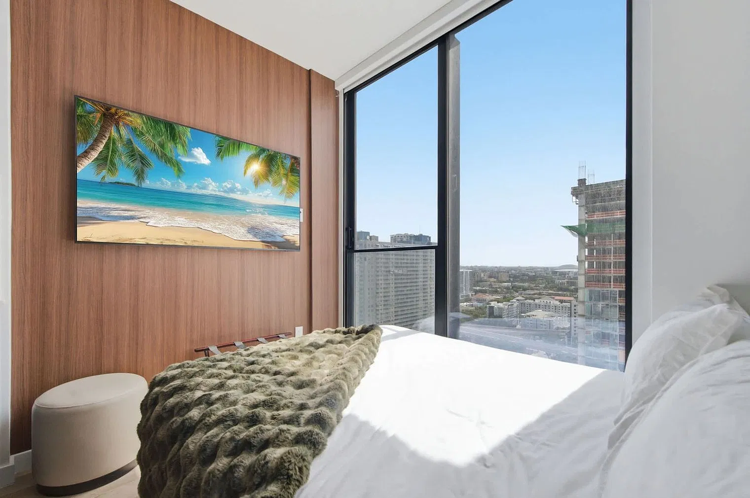 Studio, 1.0 bath, 376 sqft, $6,287 — Photo 3