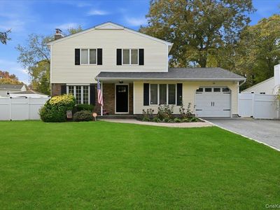 16 Country Lane Drive, Kings Park, NY, 11754