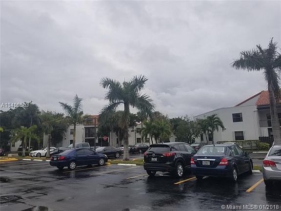 4th image of 9441 Fontainebleau Blvd APT 207
