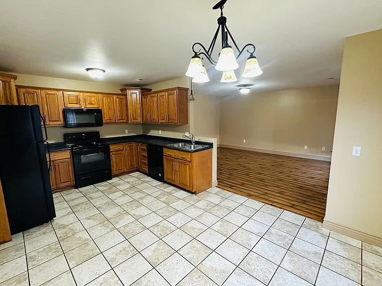 846 Wilcox Rd #2 — Photo 5