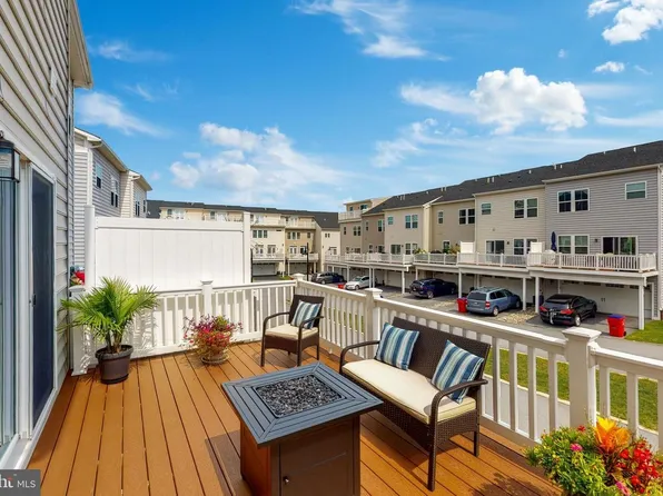 213 Quarry Point Rd, Malvern, PA 19355