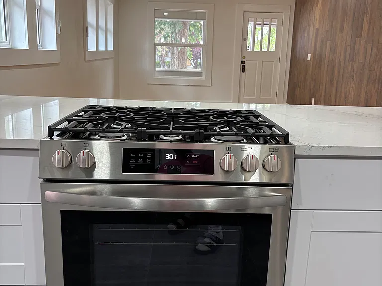 813 Marquette Ave NW #2 — Photo 33